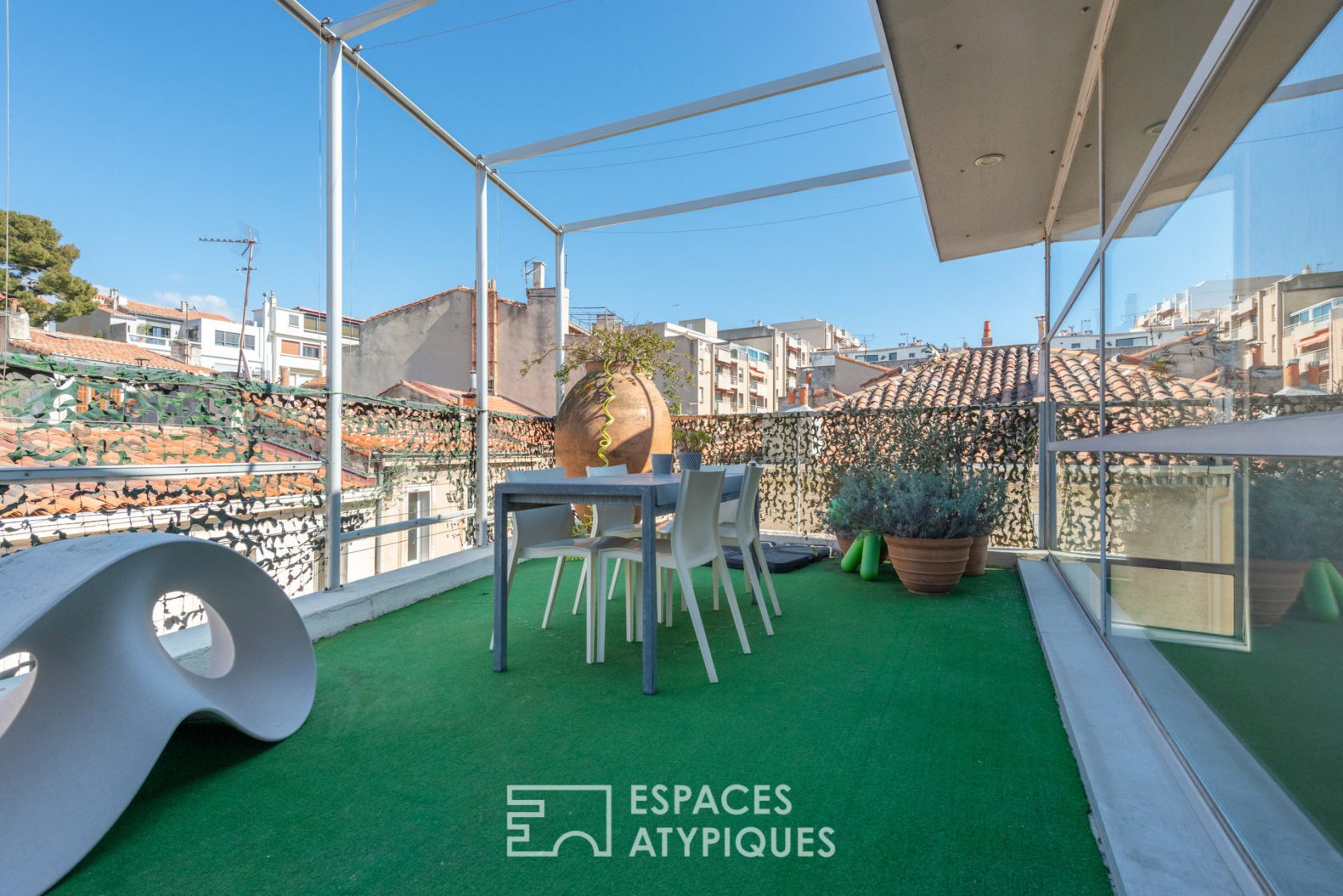 MAISON D’ARCHITECTE AVEC TERRASSE