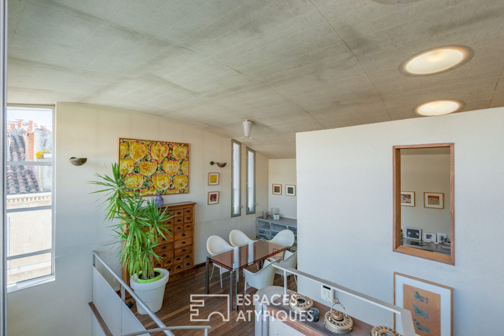 MAISON D’ARCHITECTE AVEC TERRASSE