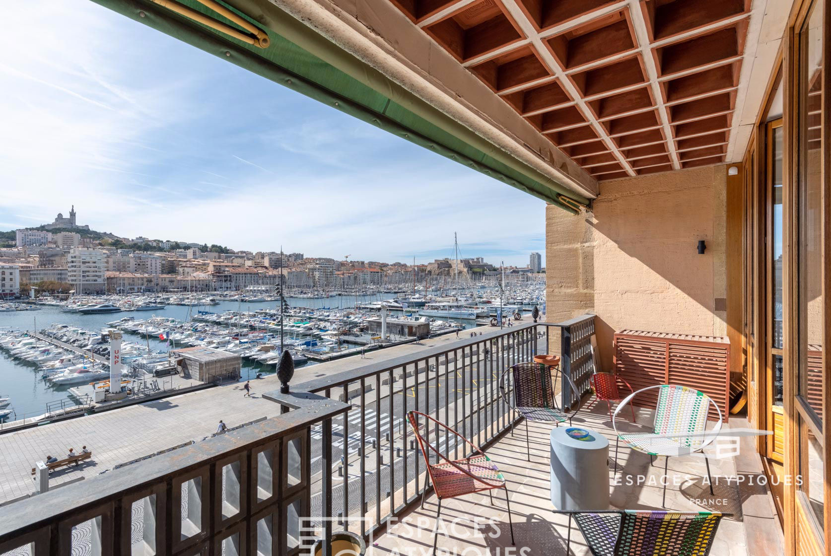 Pouillon apartment with view on the port 120 sqm