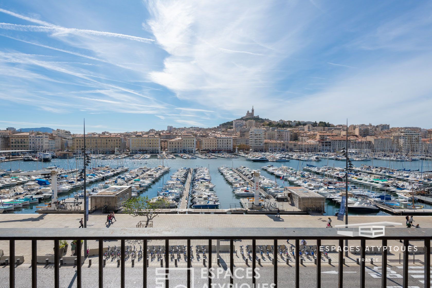 Pouillon apartment with view on the port 120 sqm