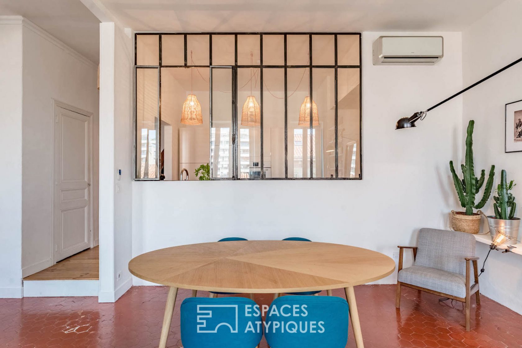 Appartement revisité en duplex contemporain