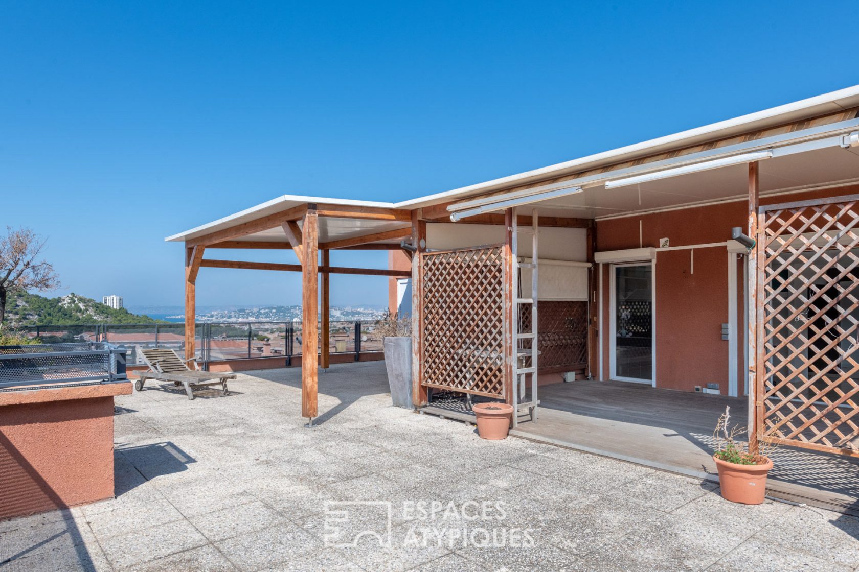 Toit terrasse avec vue panoramique