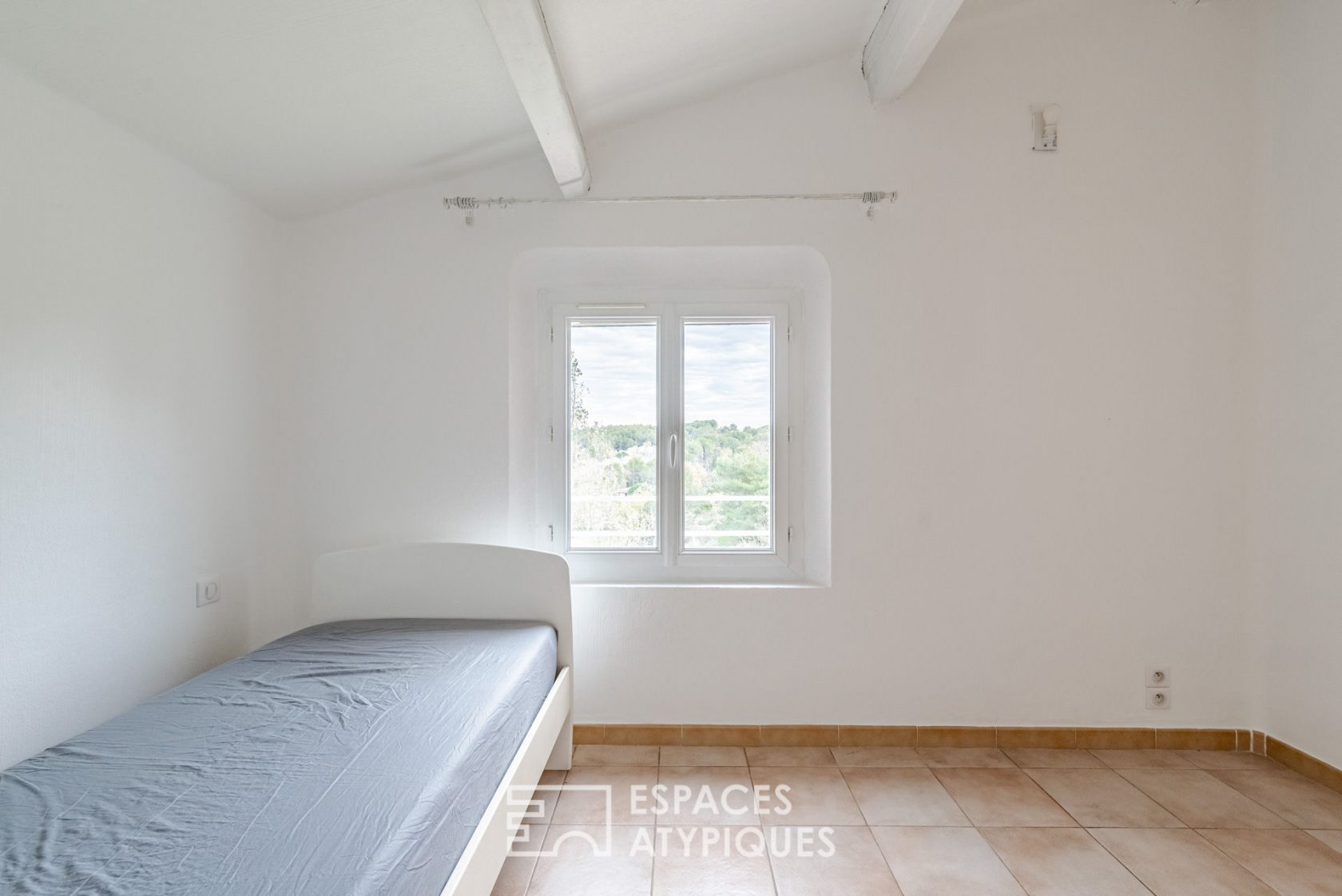 Villa néo-provençale avec vue
