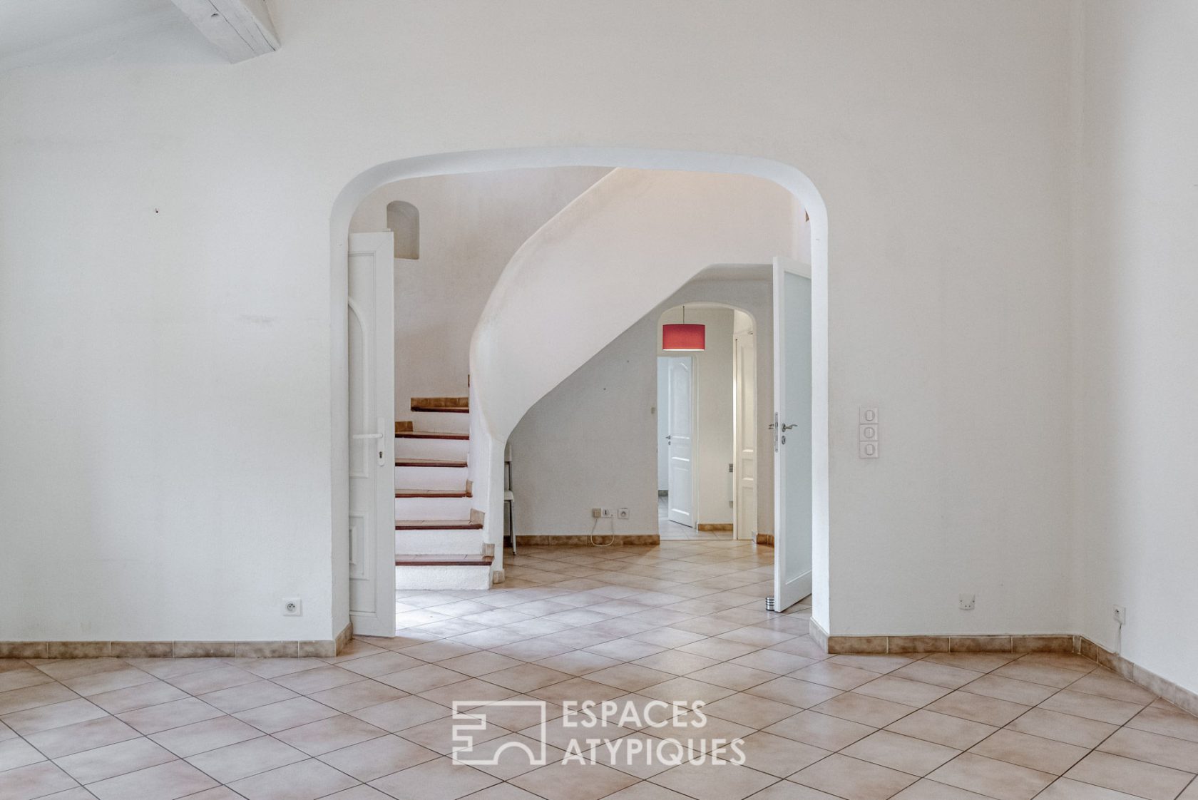 Villa néo-provençale avec vue