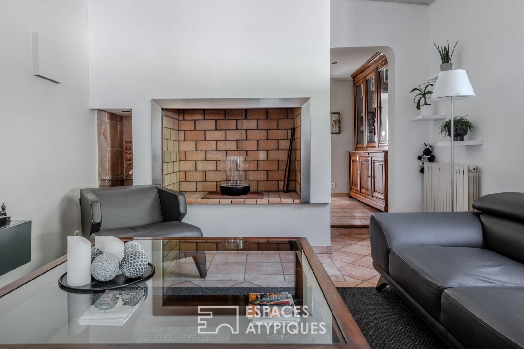 Renovated house with garden and swimming pool