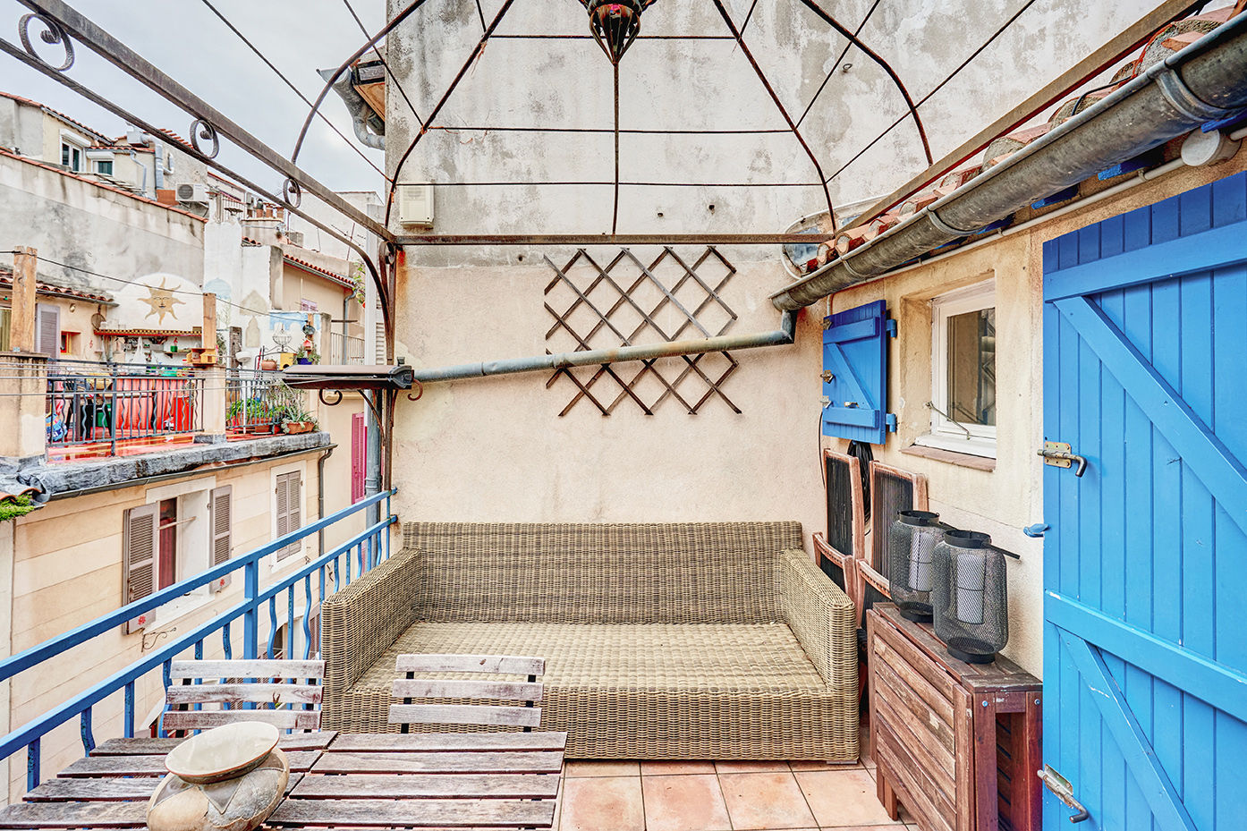 Charming triplex in Le Panier