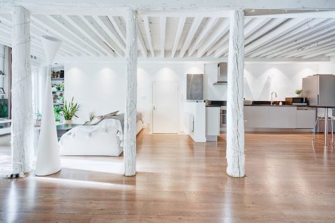 LOFT DANS UN ANCIEN COUVENT