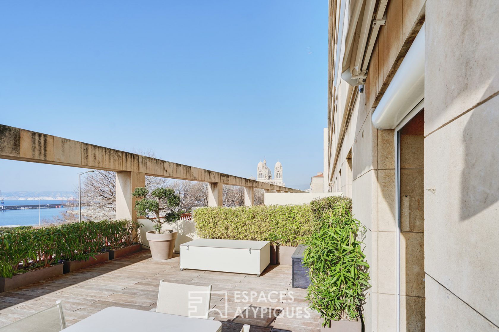 Appartement d’exception avec terrasse et vue mer