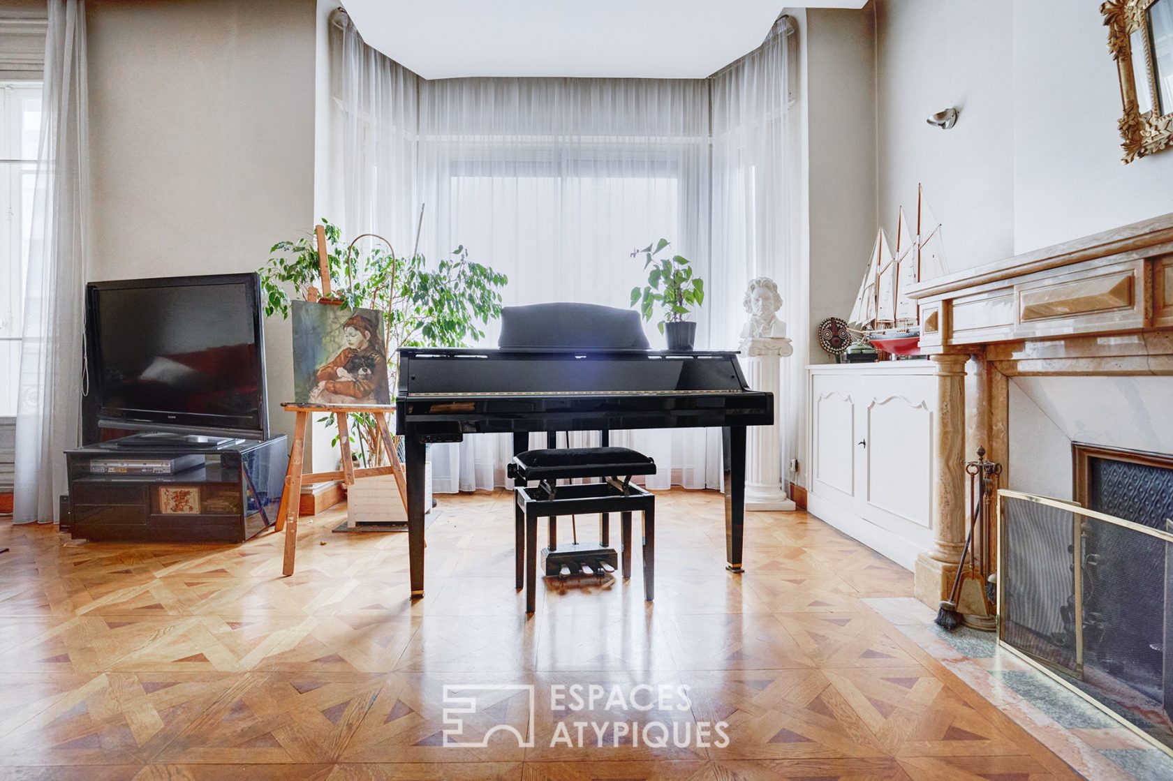 Grand appartement Art Déco en dernier étage