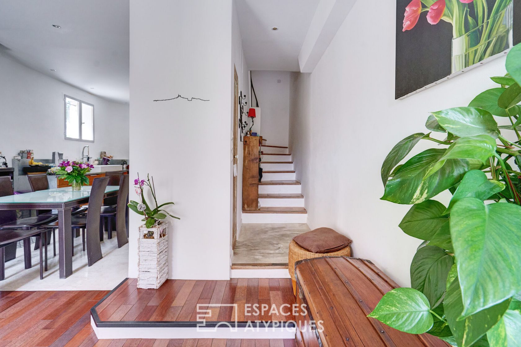 Maison de ville avec jardin, terrasses et vue dégagée