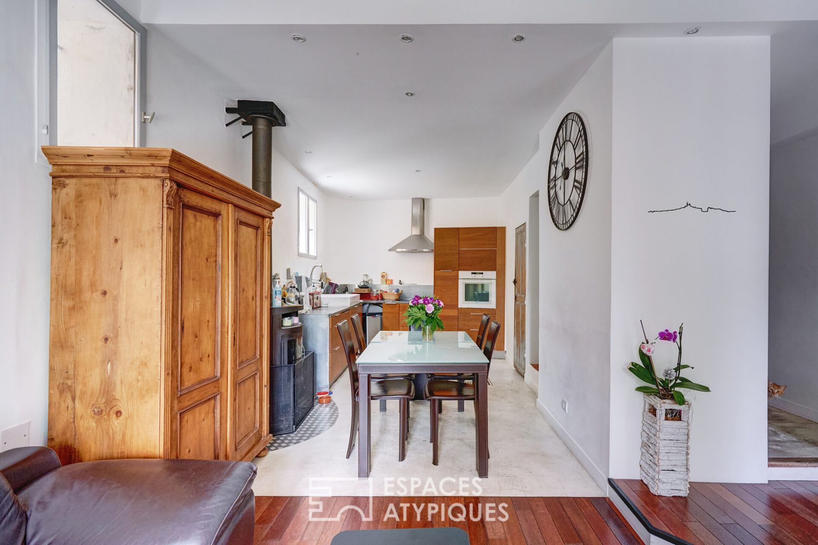 Maison de ville avec jardin, terrasses et vue dégagée