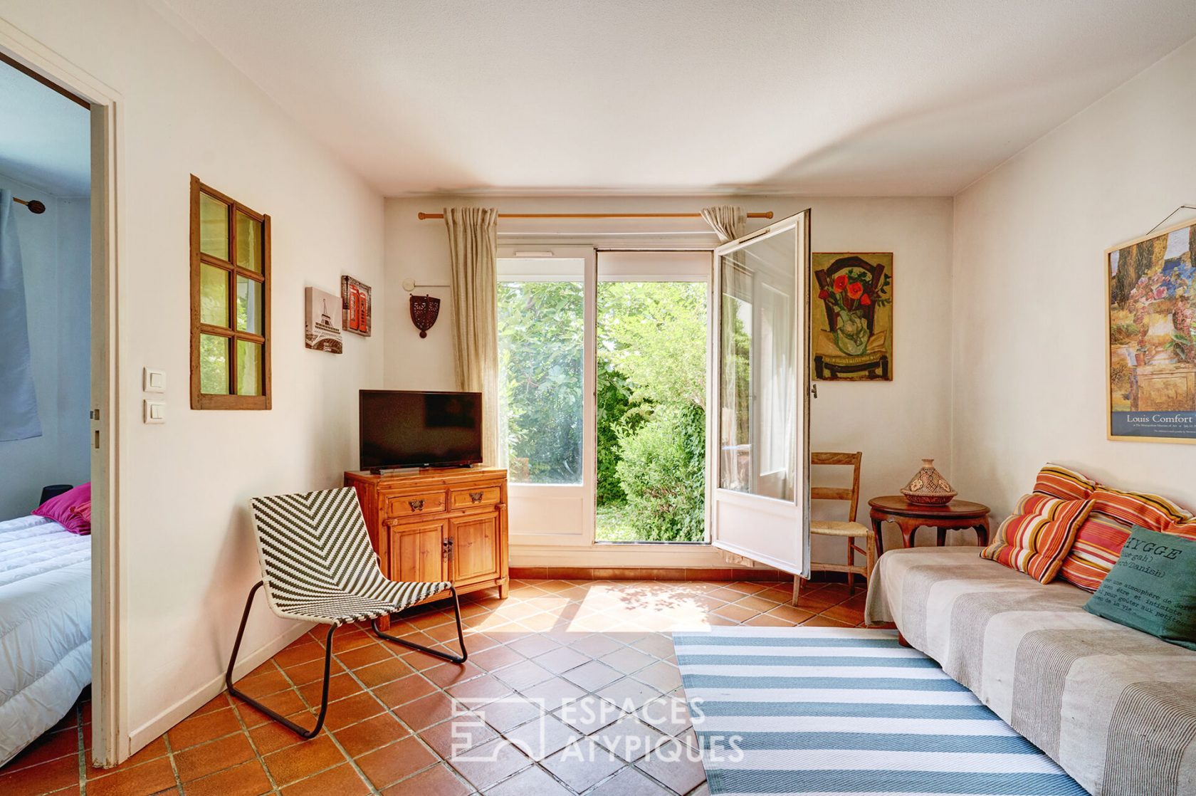 Appartement avec jardin arboré