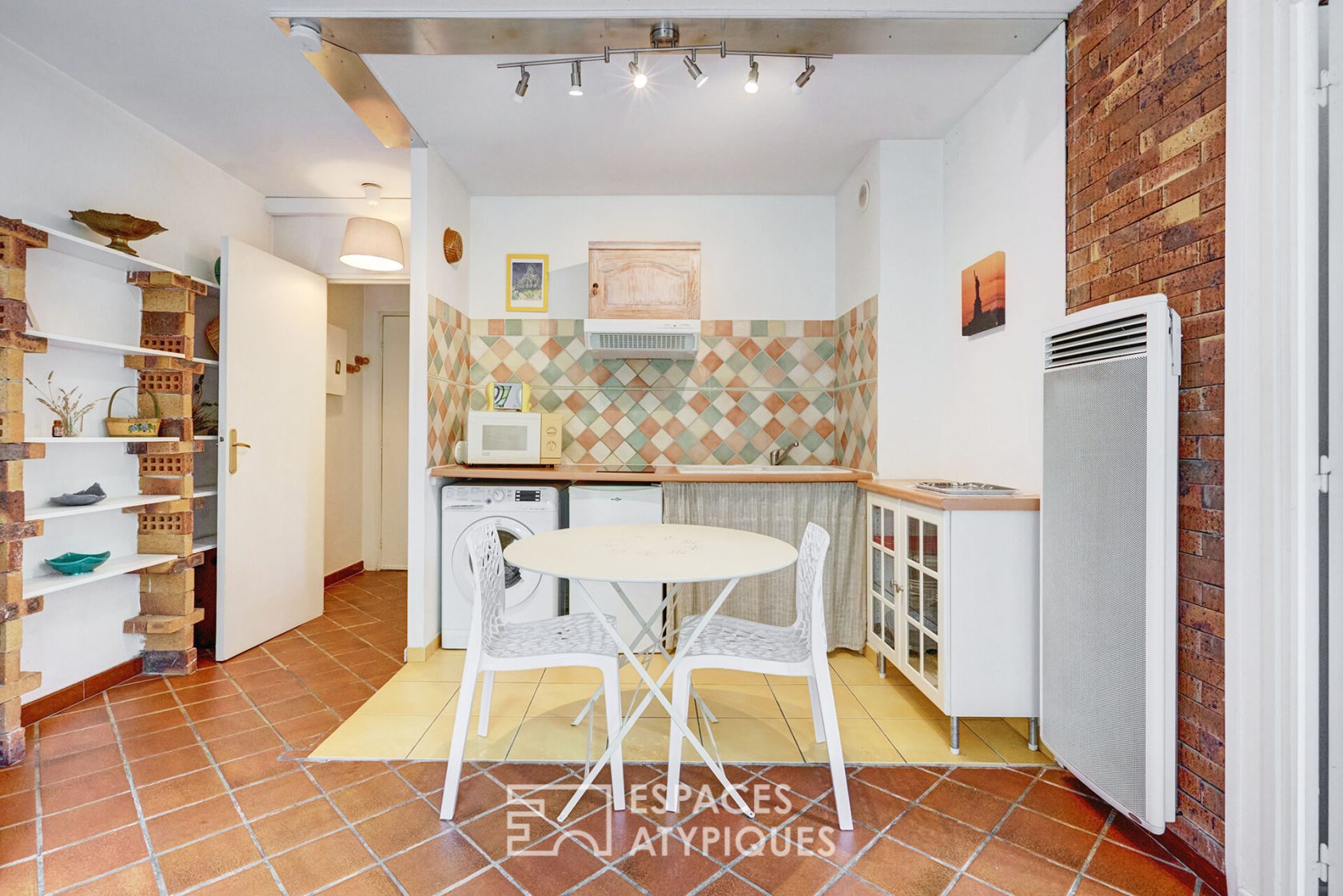 Appartement avec jardin arboré