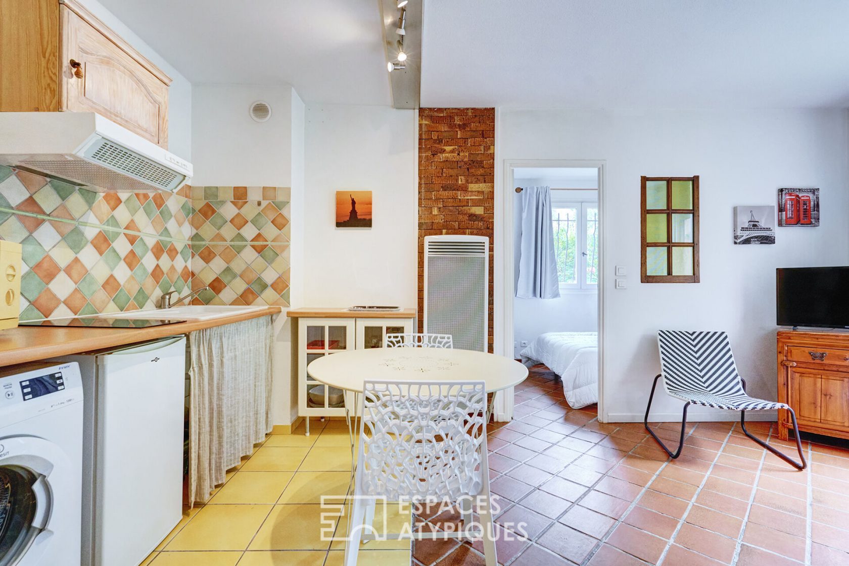 Appartement avec jardin arboré