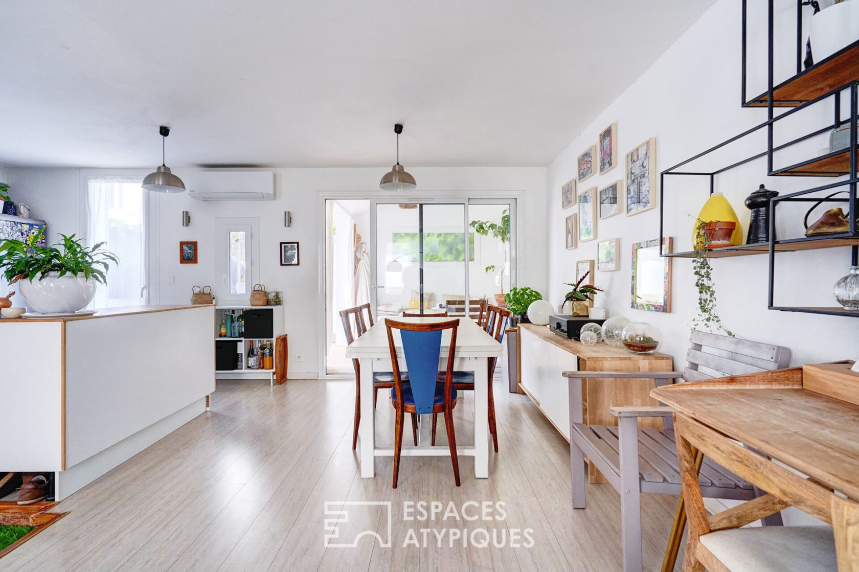 Triplex avec terrasse au coeur du cours Julien