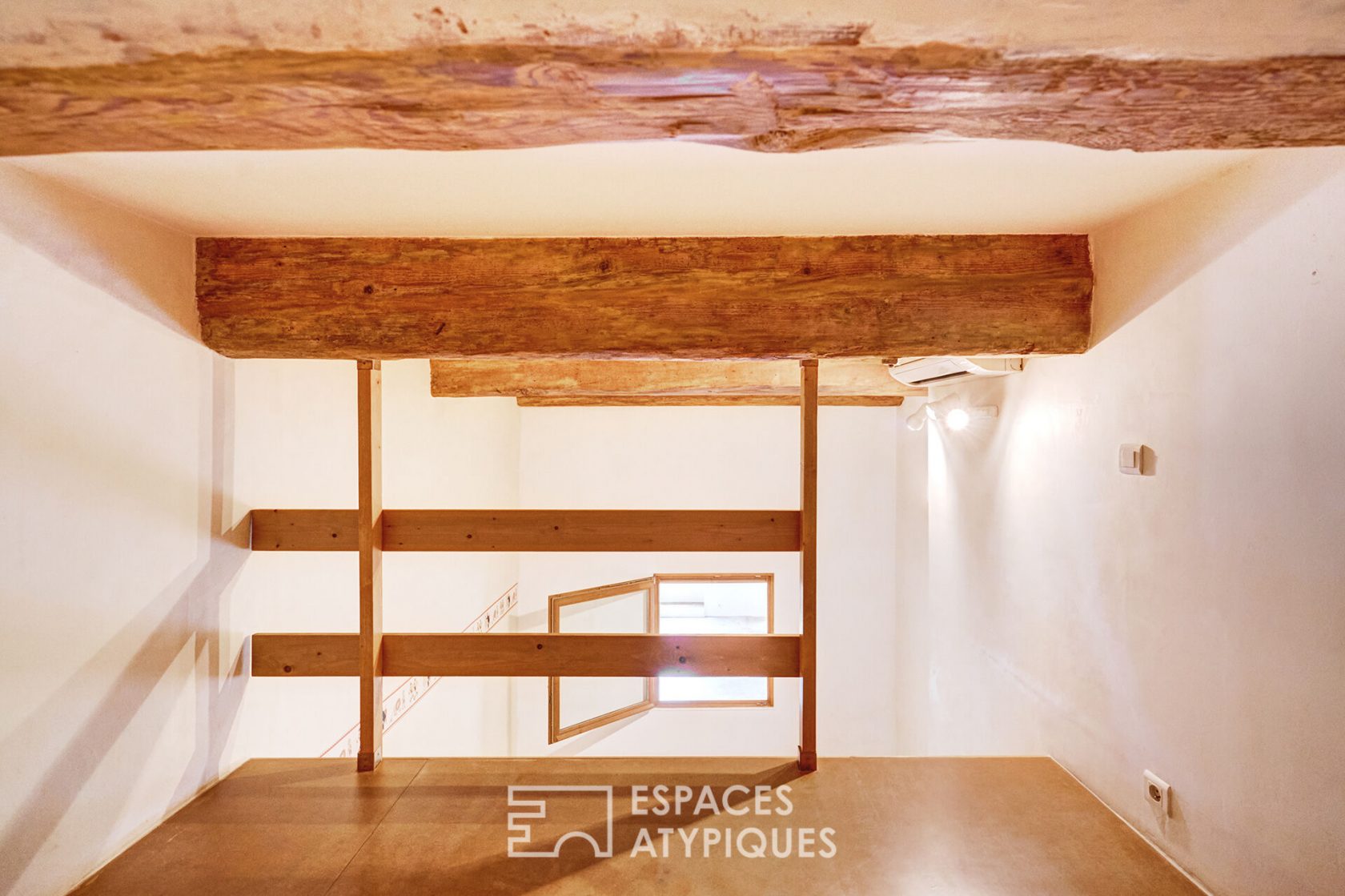 Loft in a former arsenal