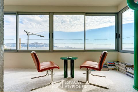 Renovated apartment with sea view