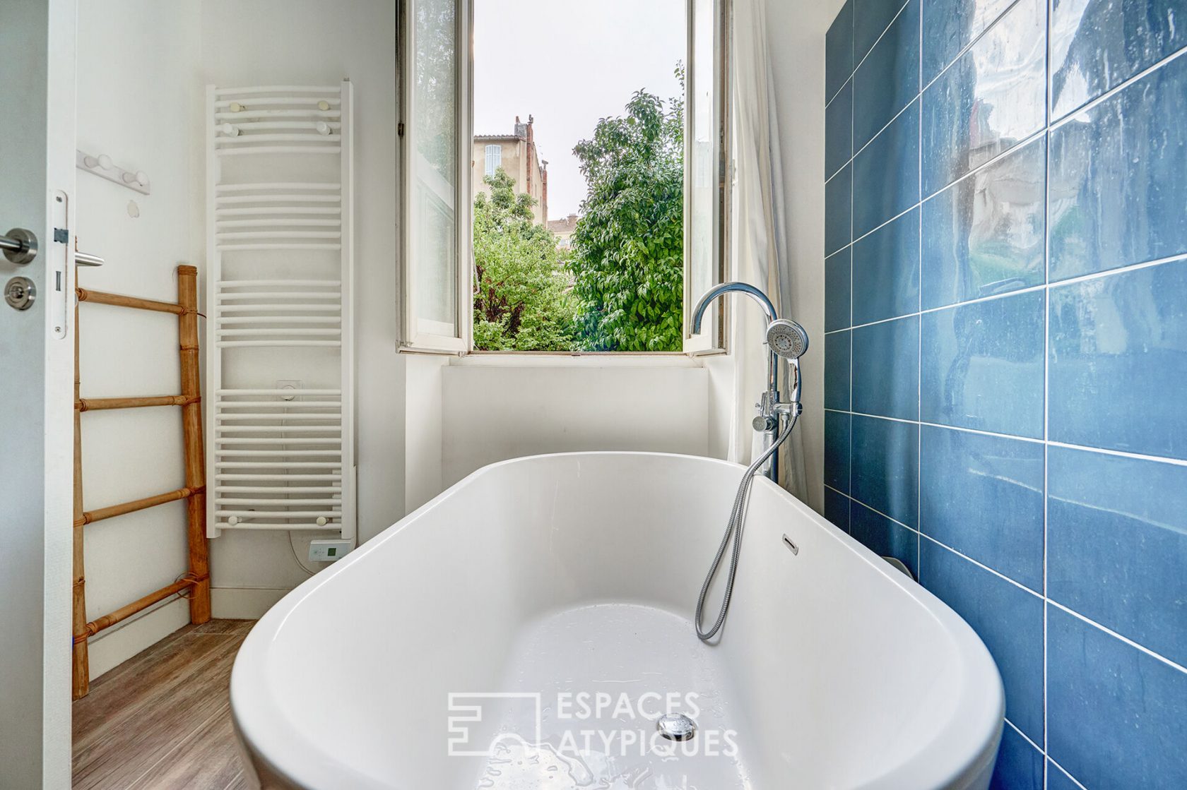 Duplex avec jardin et terrasse