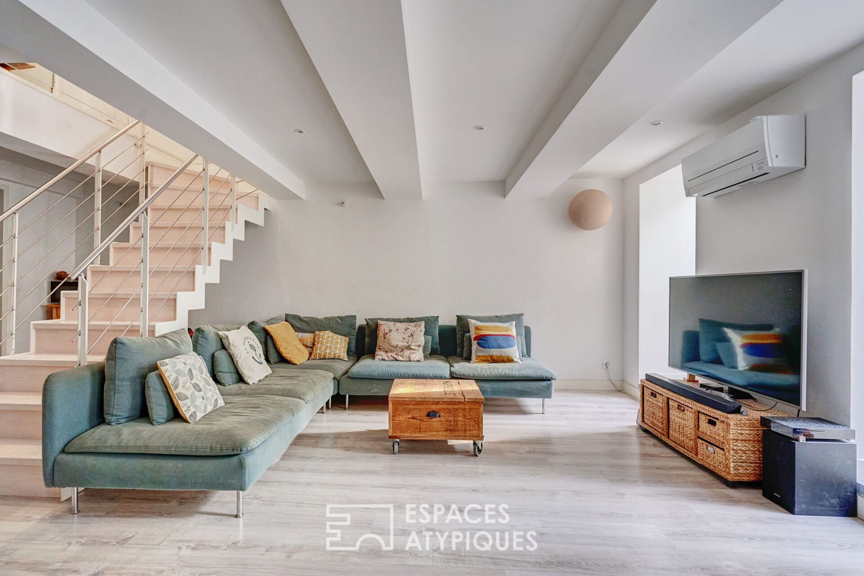 Duplex avec jardin et terrasse