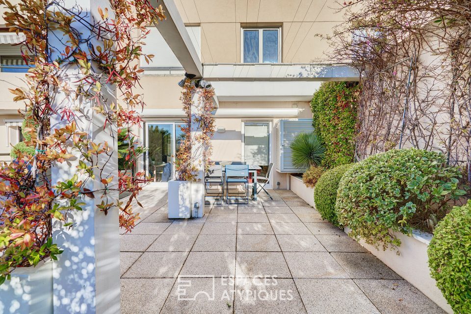 13006 MARSEILLE - Appartement contemporain avec terrasse et vue - Réf. 1511EM