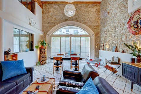 Loft with terrace in a former workshop