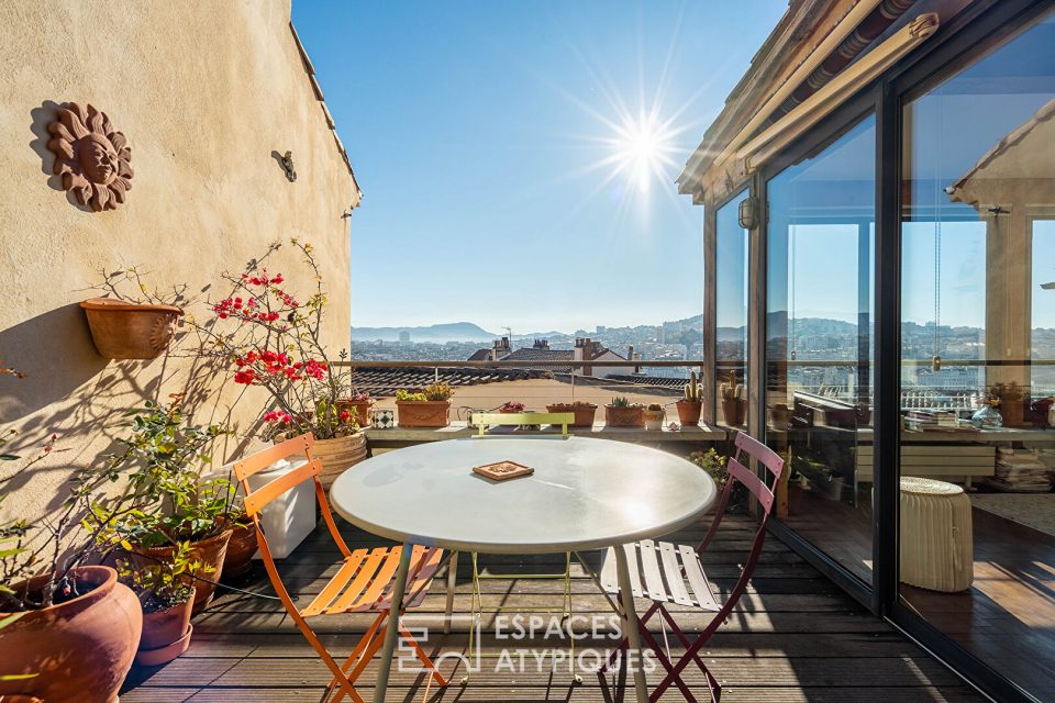13002 MARSEILLE - Duplex dans un ancien moulin avec terrasse et vue panoramique - Réf. 1652EM