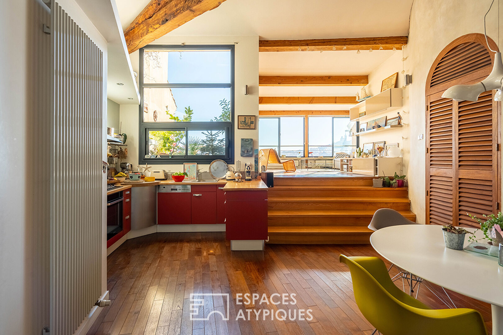 Duplex dans un ancien moulin avec terrasse et vue panoramique