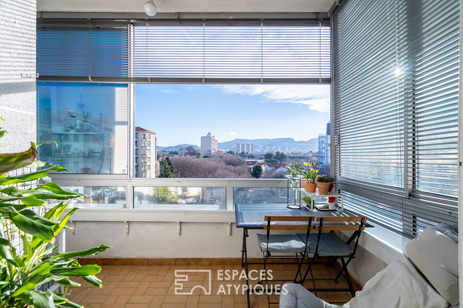 Apartment with loggia and views