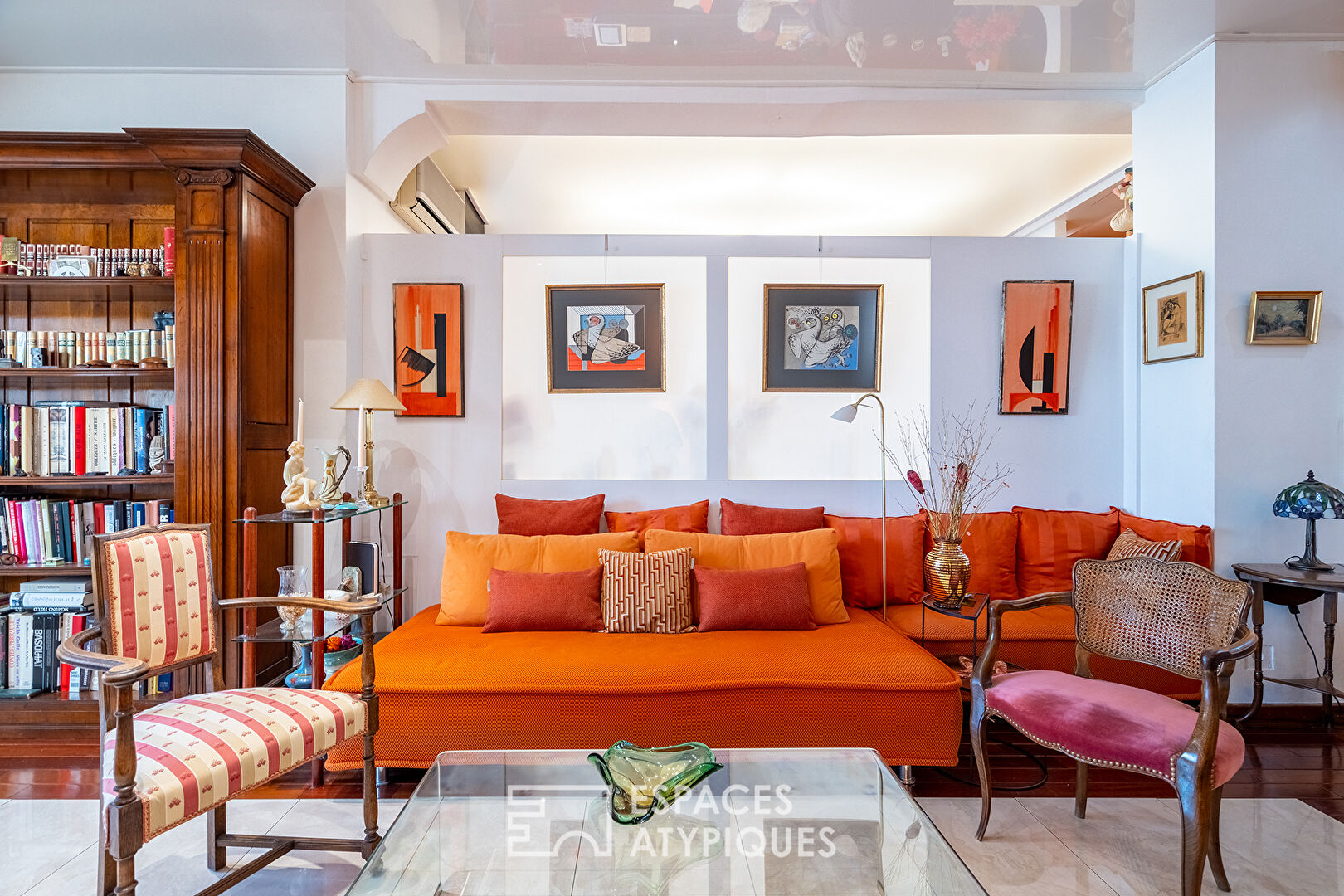 Apartment with loggia and views