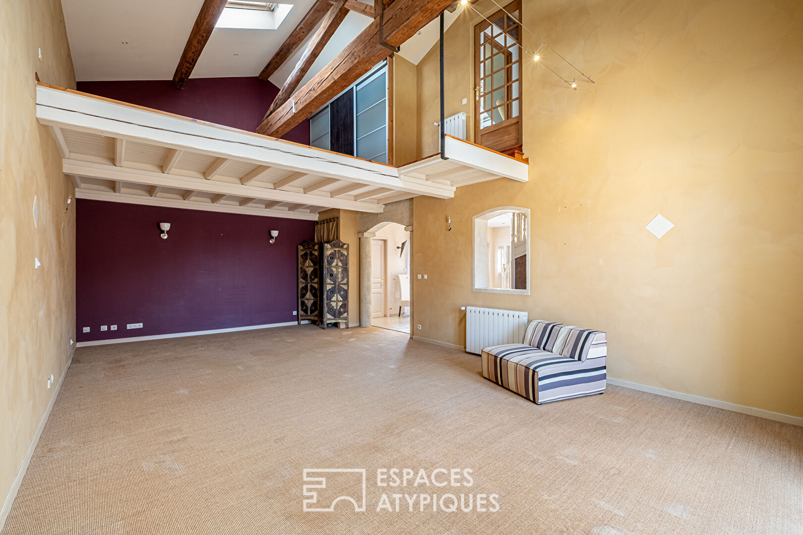 Duplex de caractère à rénover sur Irigny