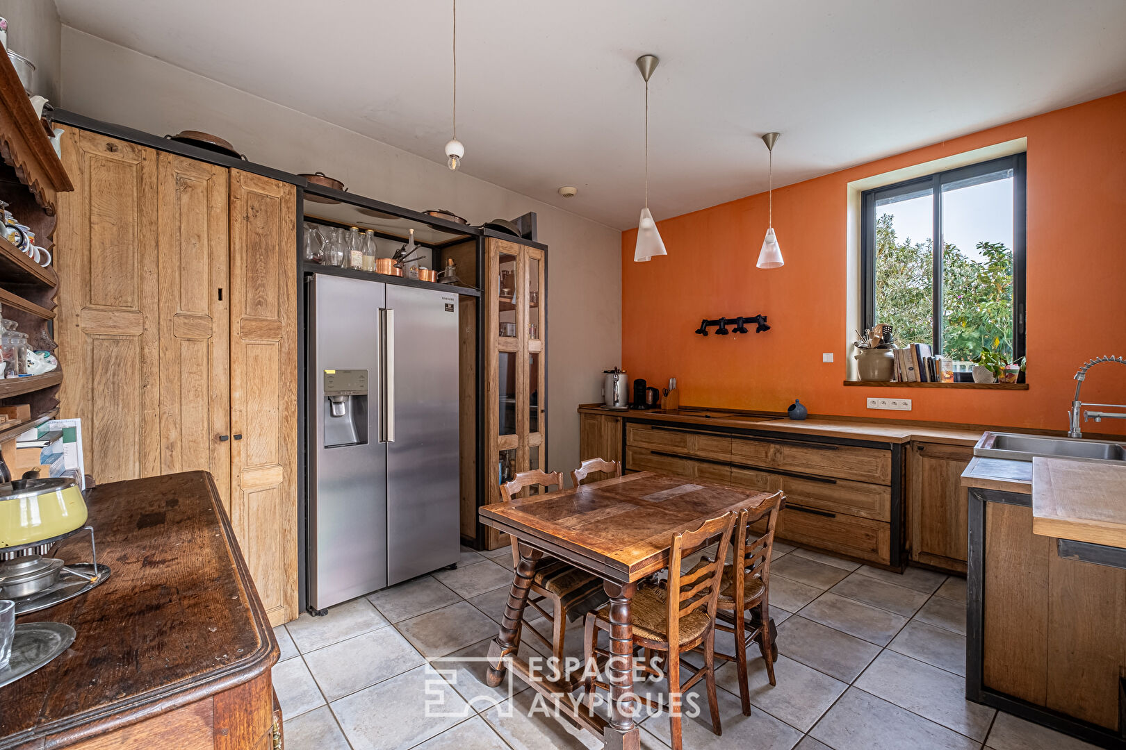 Renovated old barn with garden and swimming pool