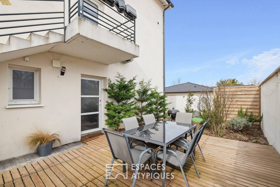Appartement lumineux avec grand jardin à Irigny