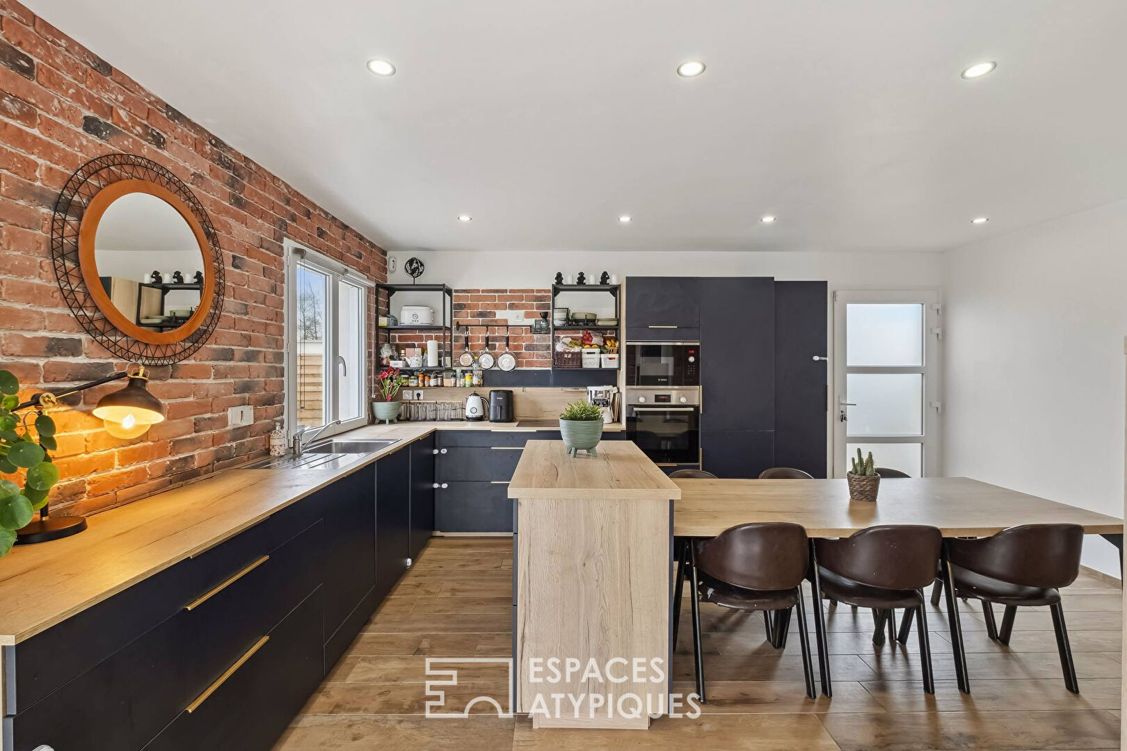 Appartement lumineux avec grand jardin à Irigny