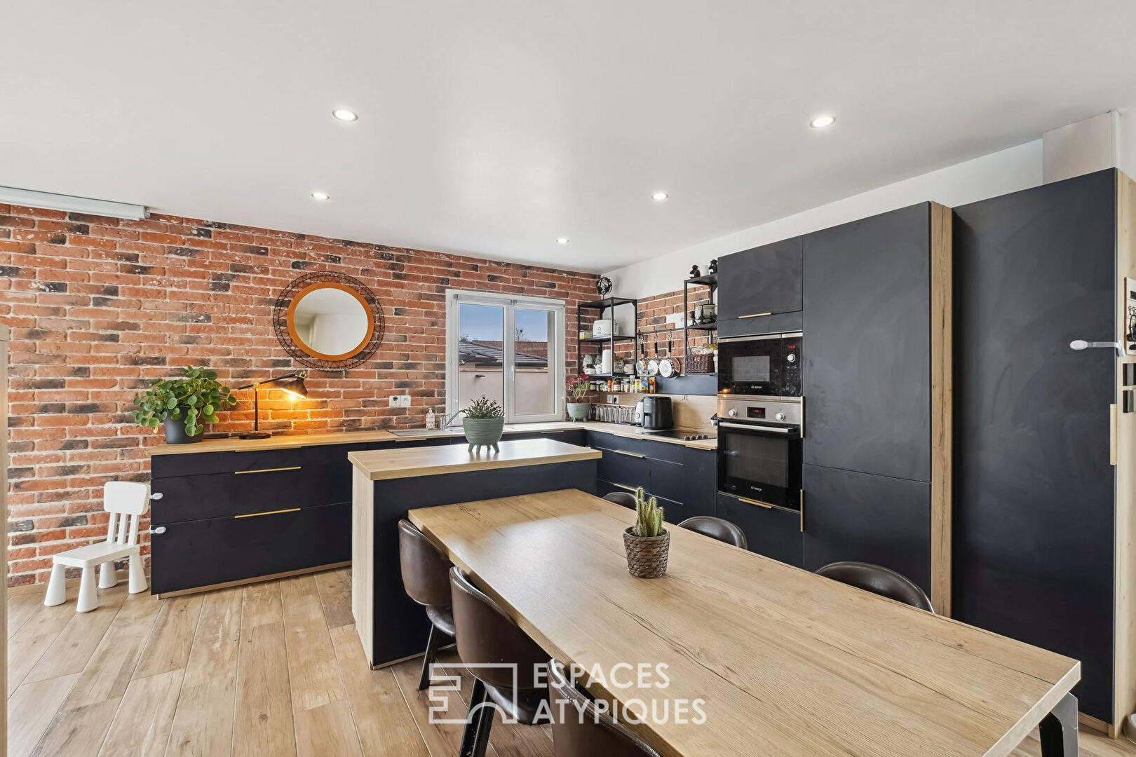 Appartement lumineux avec grand jardin à Irigny