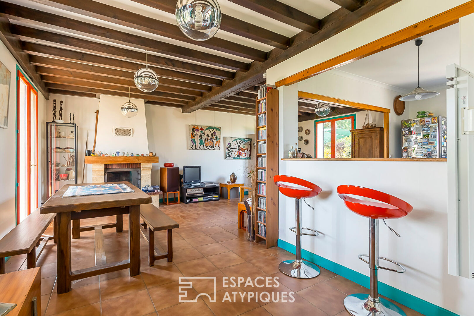 Family house to renovate with large garden