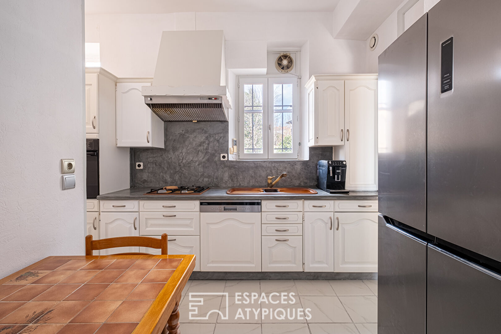 Appartement à fort potentiel au calme