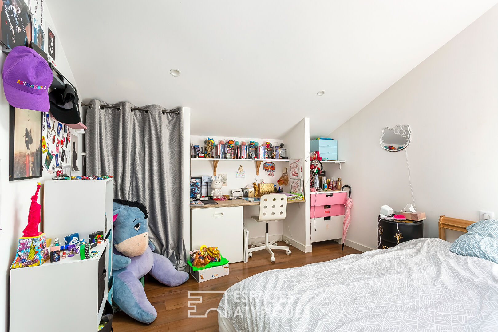 Maison d&rsquo;architecte avec jardin et piscine