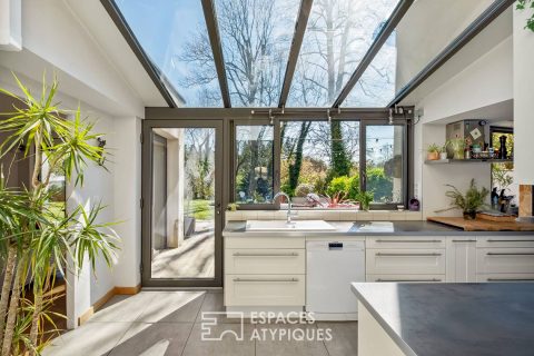 Maison de hameau, proche du centre d’Ecully