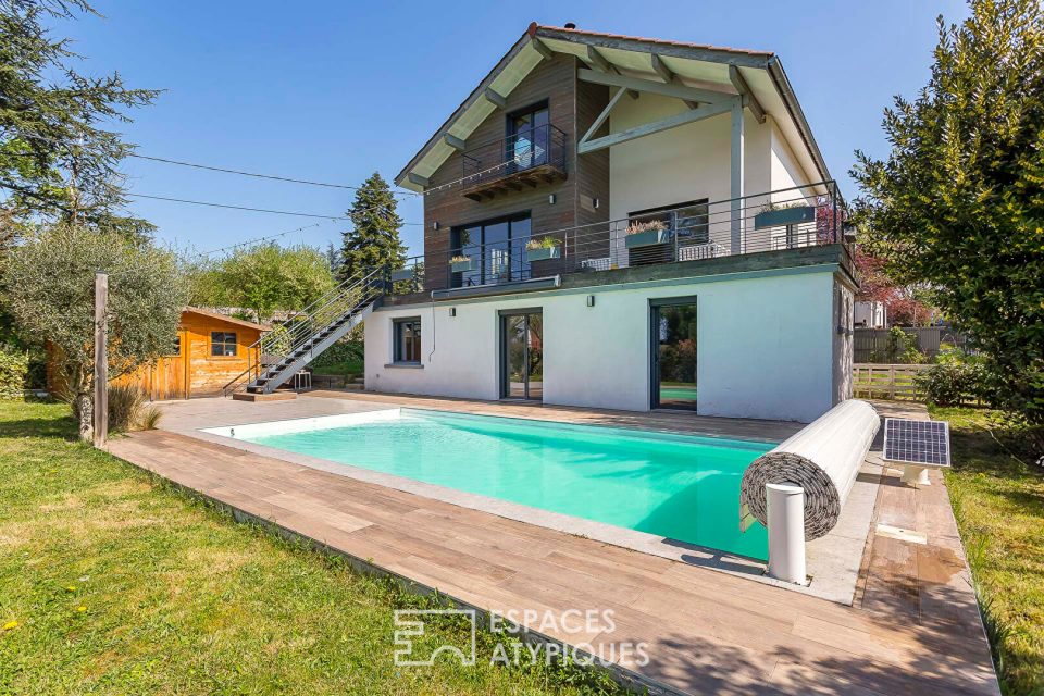 Maison de 1950 entierement rénovée avec vue et piscine