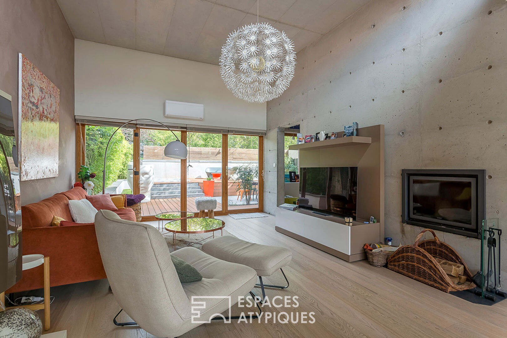 Maison d’architecte avec jardin, terrasses et spa