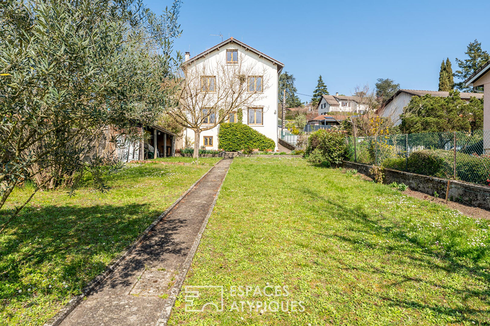 Maison des années 1930 à Rillieux La Pape (Crépieux)