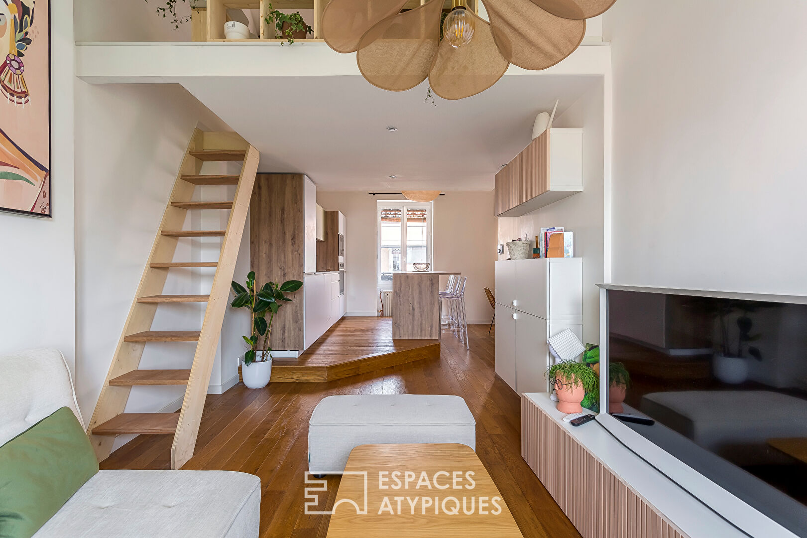 Duplex chic et cosy à proximité du métro ligne D