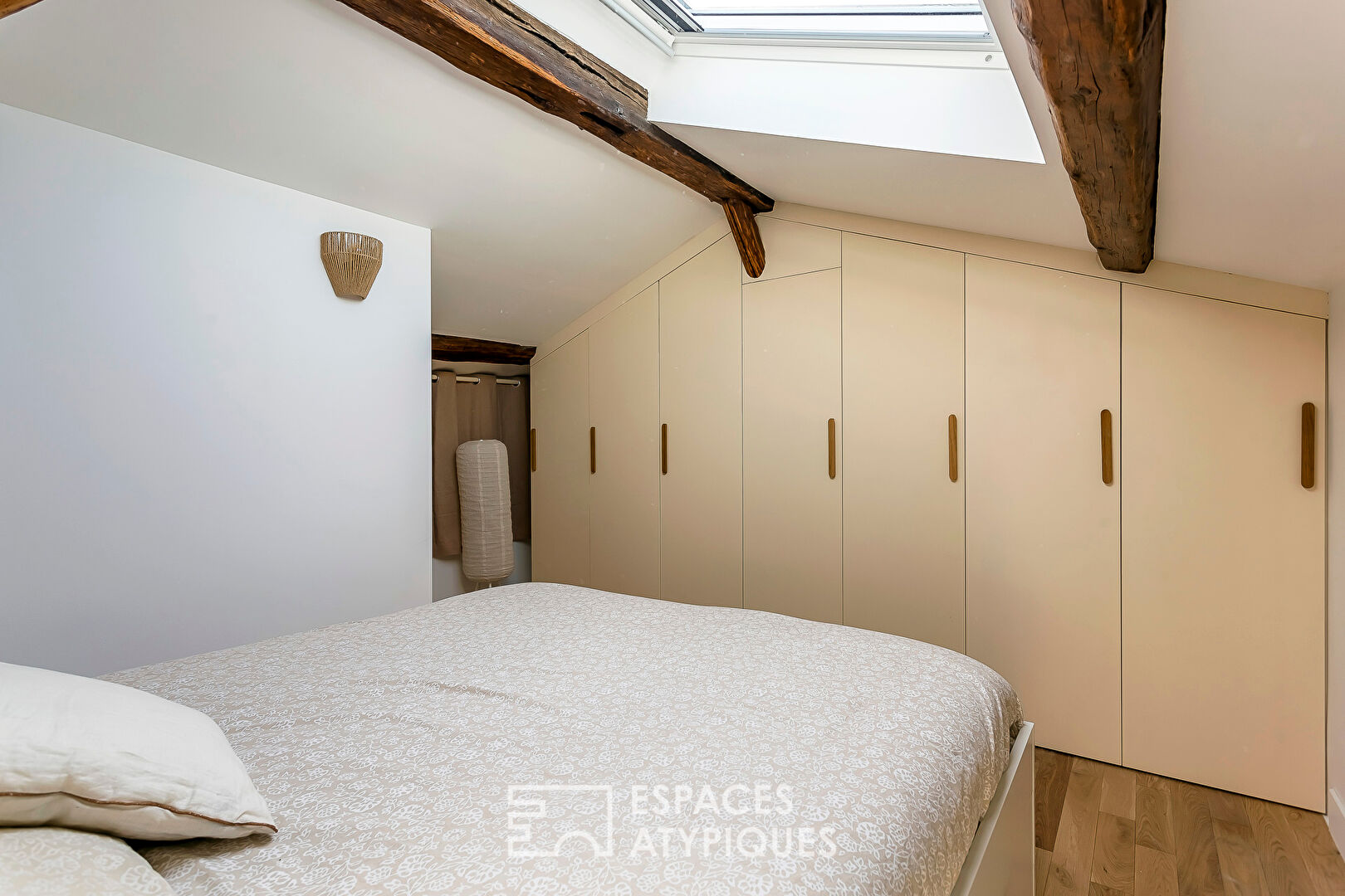 Duplex chic et cosy à proximité du métro ligne D