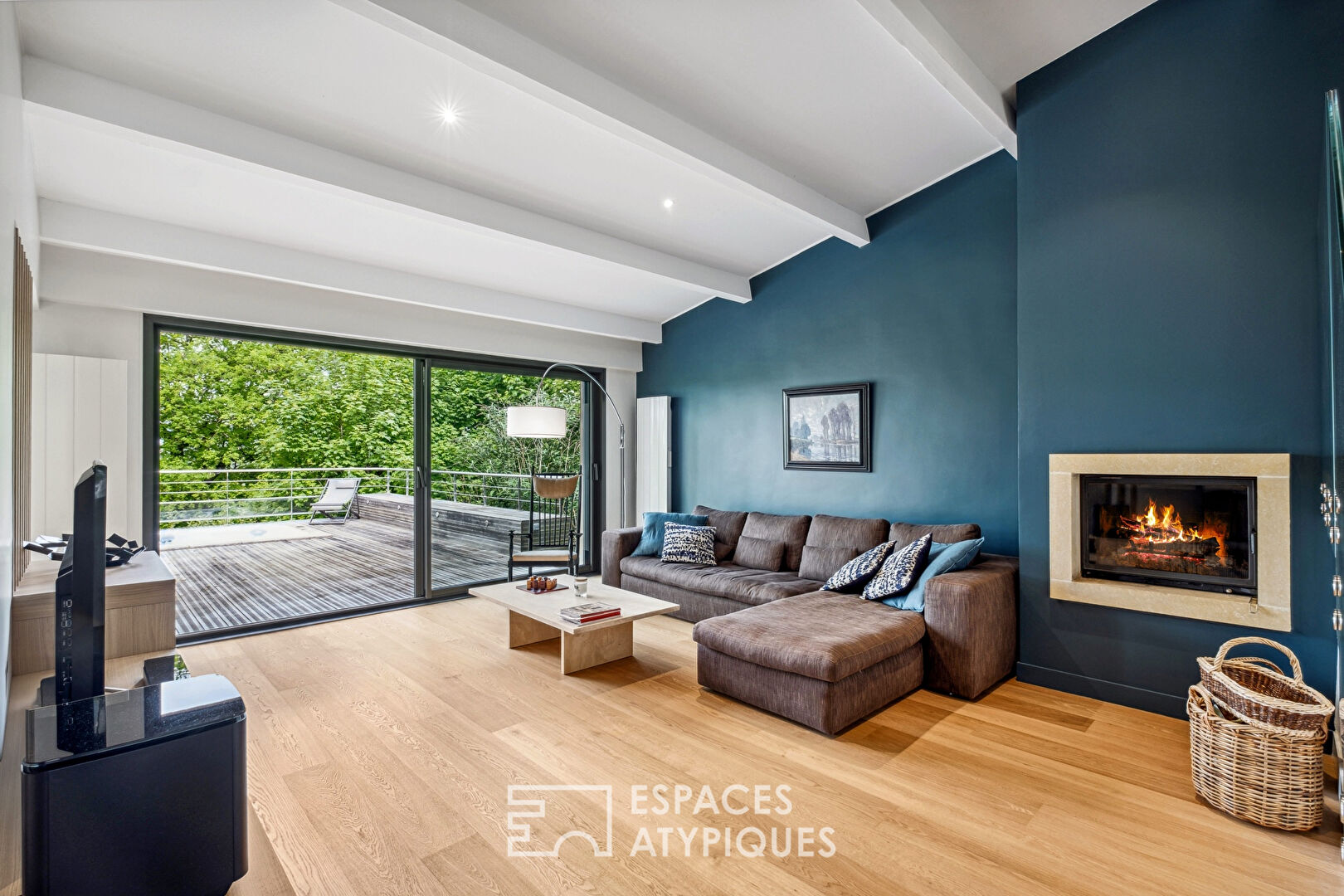 Maison rénovée par architecte avec vue sur les monts du lyonnais