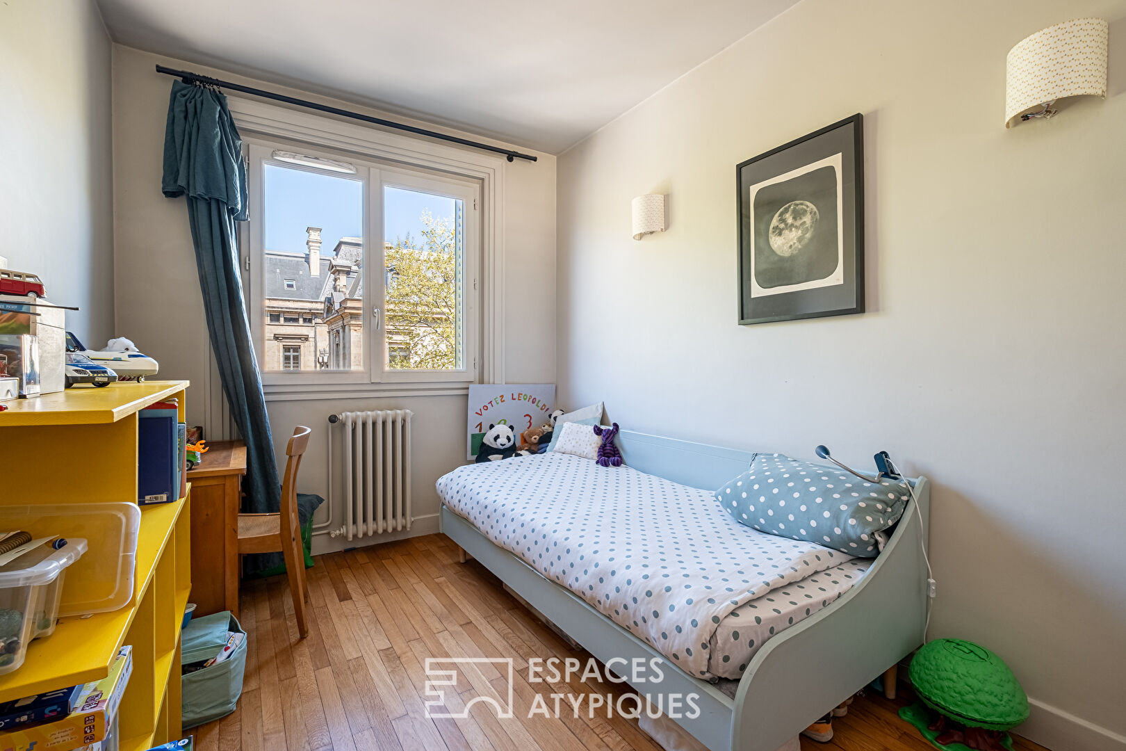 Ancien rénové avec balcon et vue sur la Préfecture
