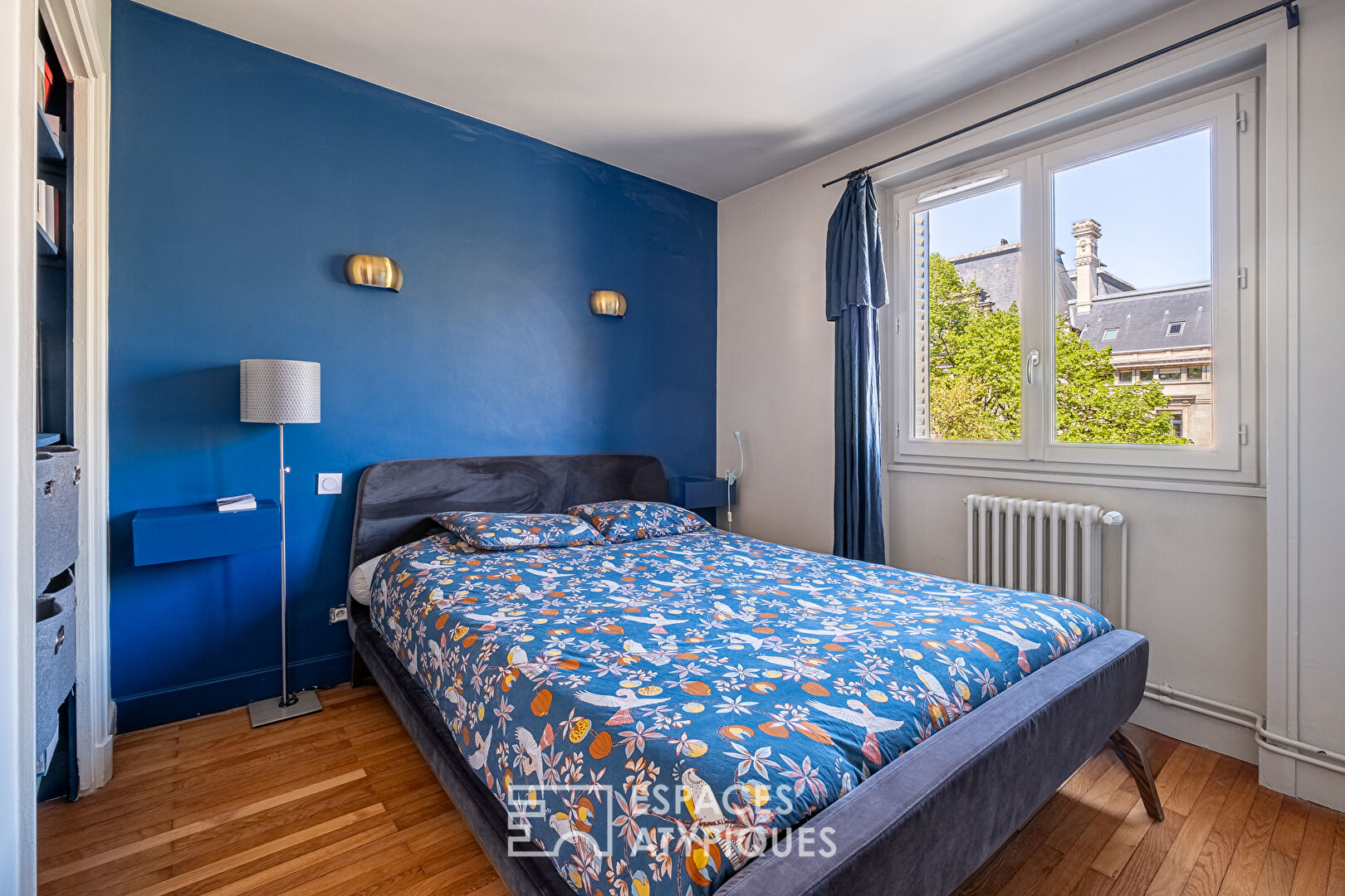 Ancien rénové avec balcon et vue sur la Préfecture