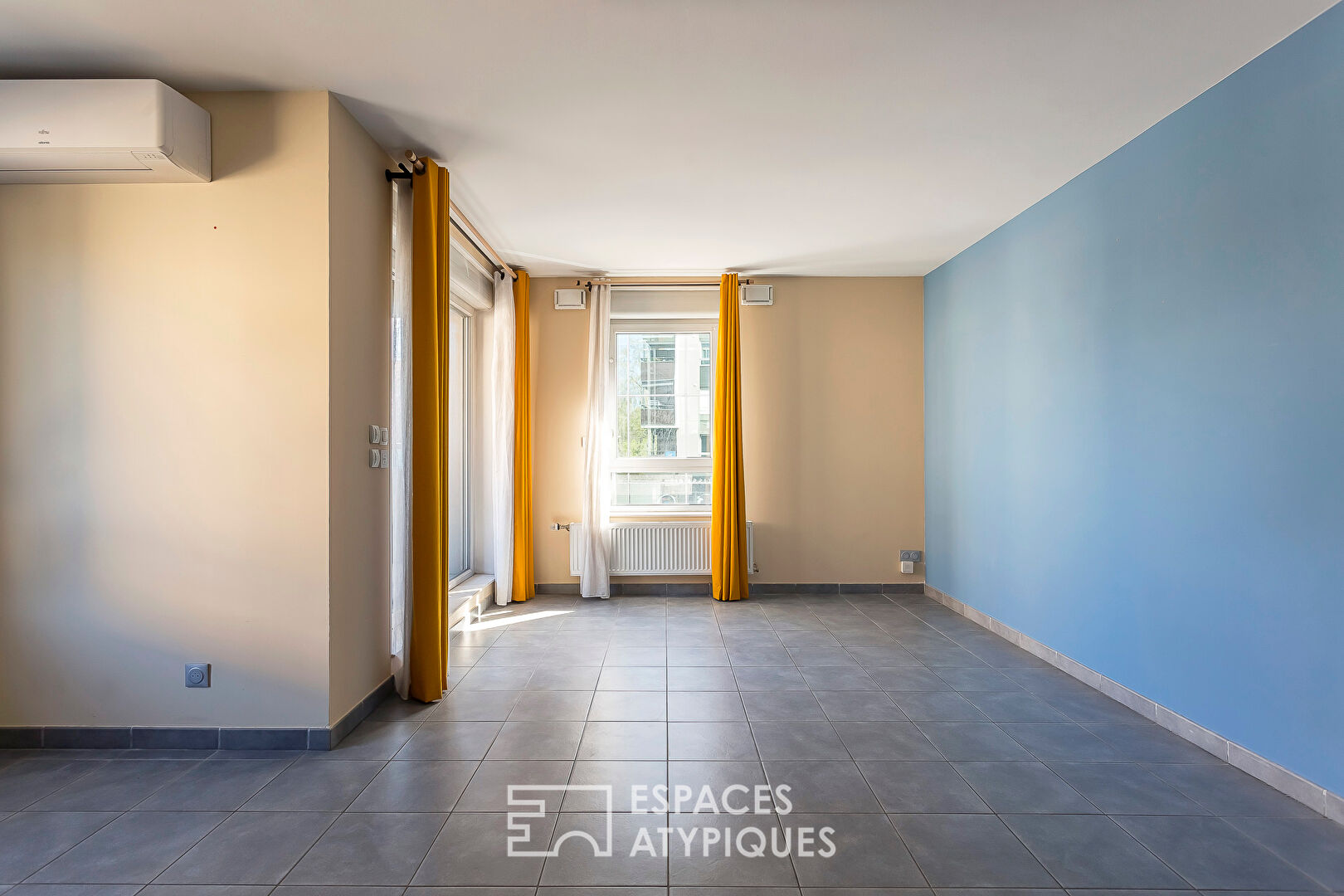 Appartement moderne et épuré avec balcon