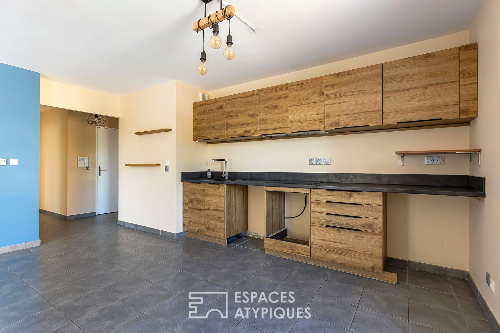 Appartement moderne et épuré avec balcon