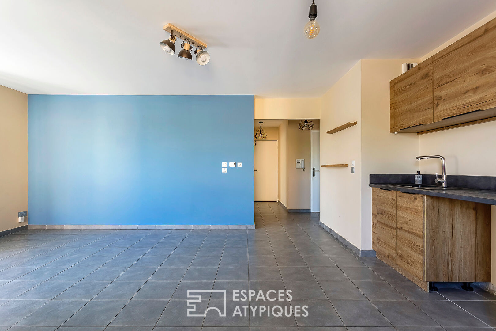 Appartement moderne et épuré avec balcon