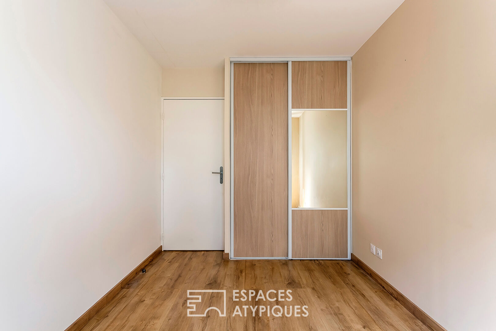 Appartement moderne et épuré avec balcon